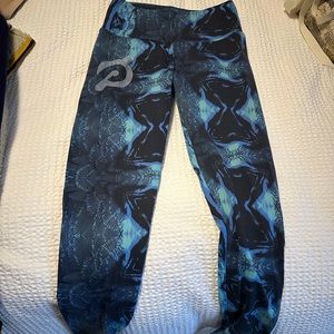 Peloton snakeskin leggings